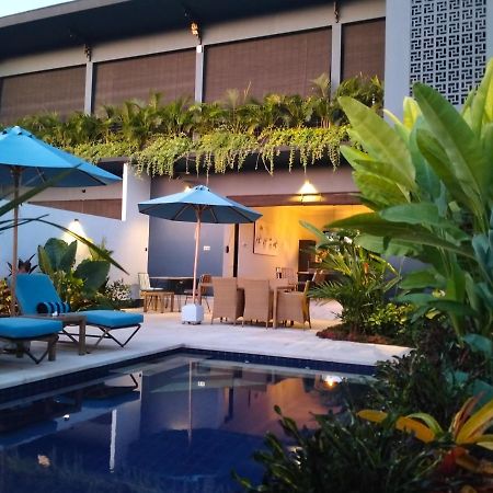 Villa Bintang Lovina Beach Extérieur photo